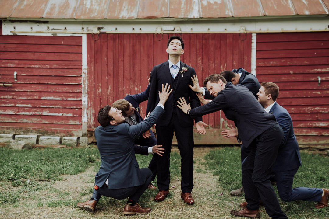 funny portrait of groomsmen